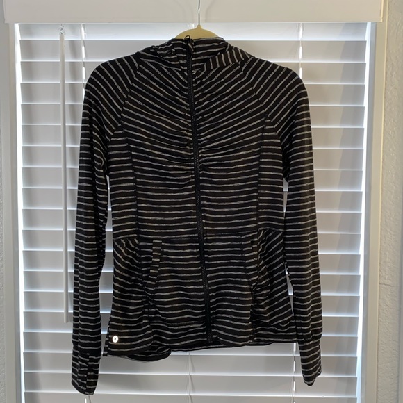 Reflex Tops - Zip up hoodie